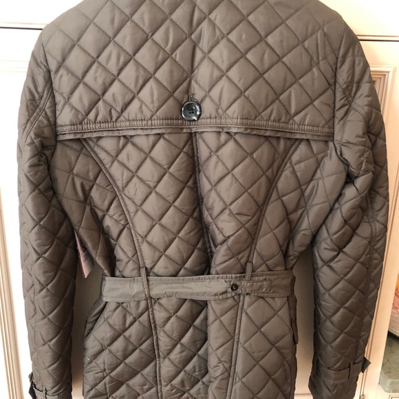 Woman’s jacket - Picture 4 of 5